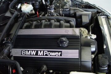 BMW S50B32-Motor